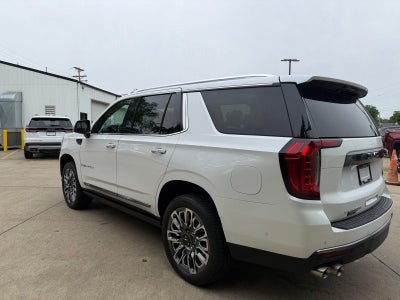 2023 GMC Yukon Base