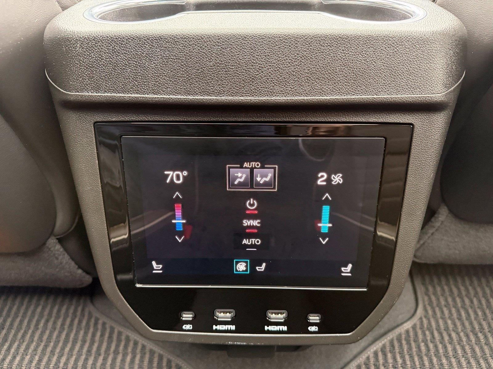 2025 GMC Yukon Denali Ultimate