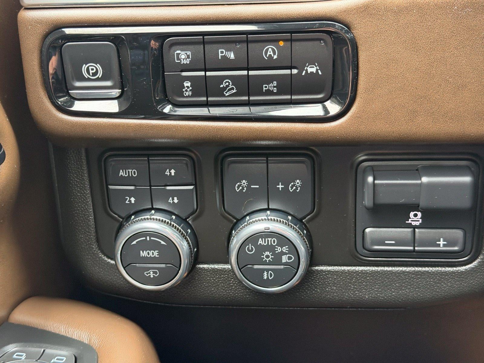 2025 GMC Yukon Denali Ultimate