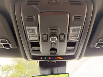 2025 GMC Yukon Denali Ultimate