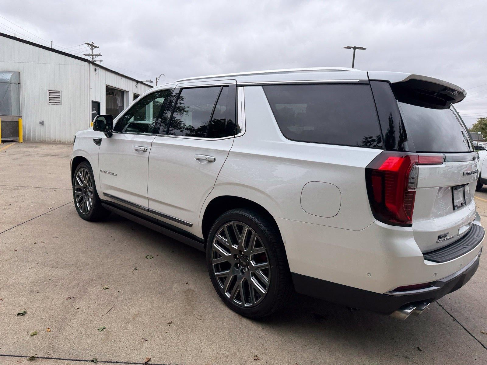 2025 GMC Yukon Denali Ultimate