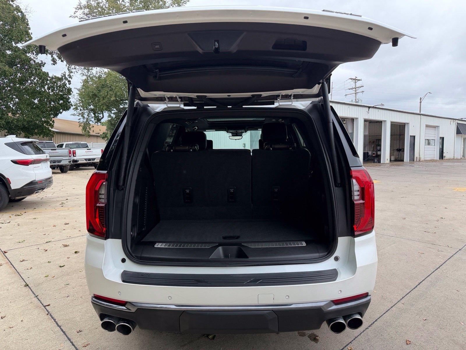 2025 GMC Yukon Denali Ultimate