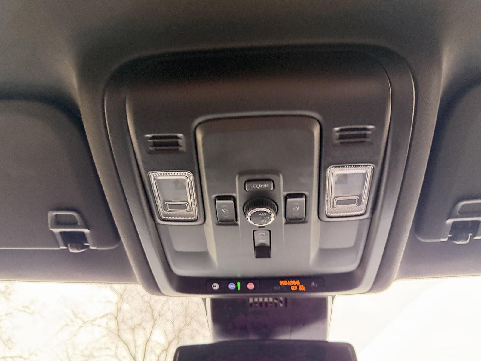 2025 GMC Yukon XL Elevation