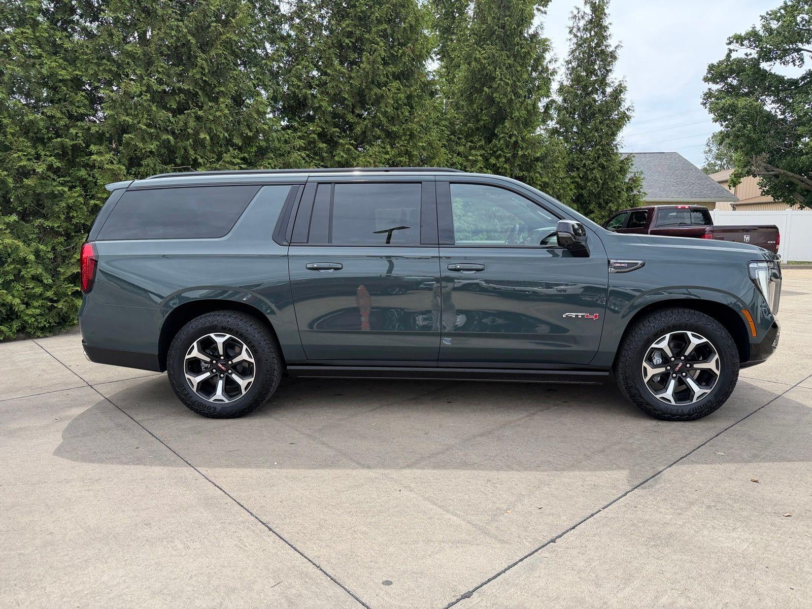 2026 GMC Yukon XL AT4