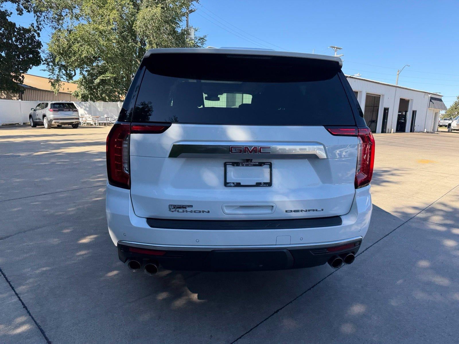2023 GMC Yukon XL Denali