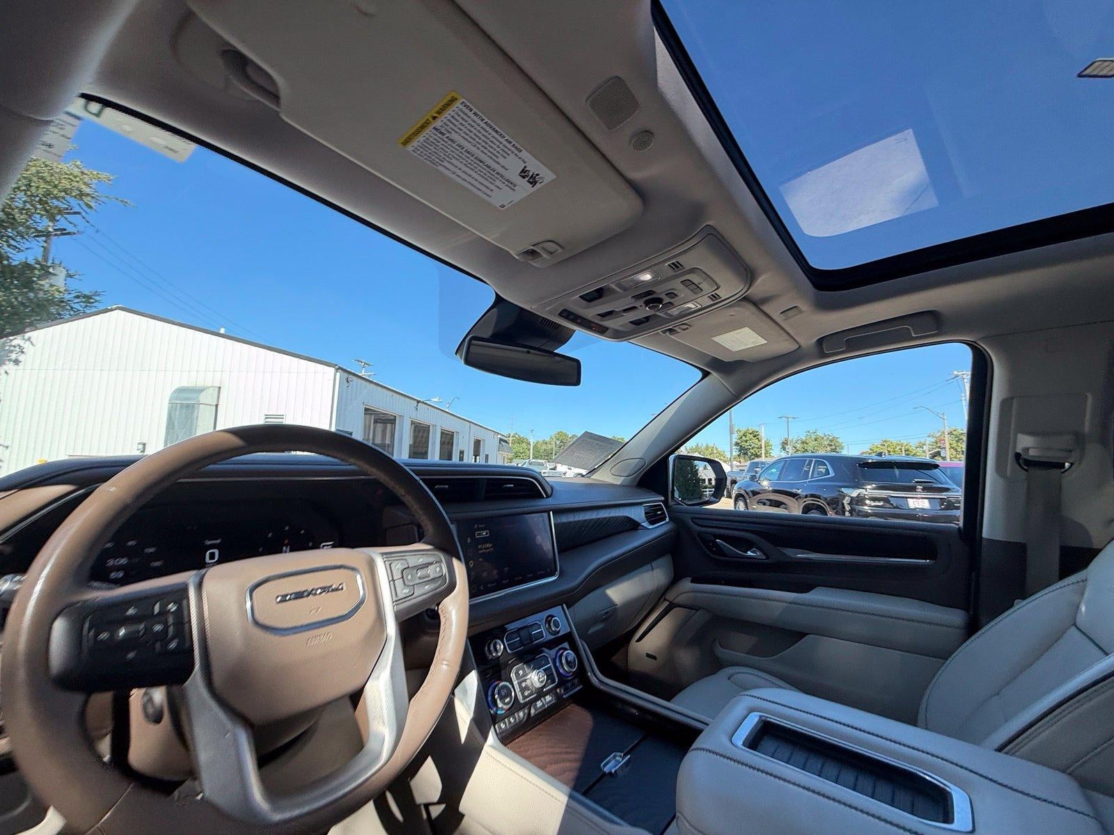 2023 GMC Yukon XL Denali