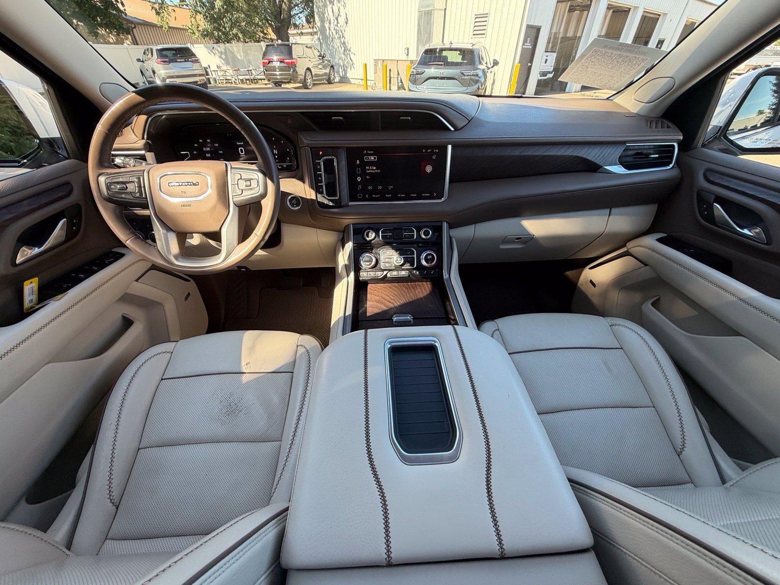 2023 GMC Yukon XL Denali