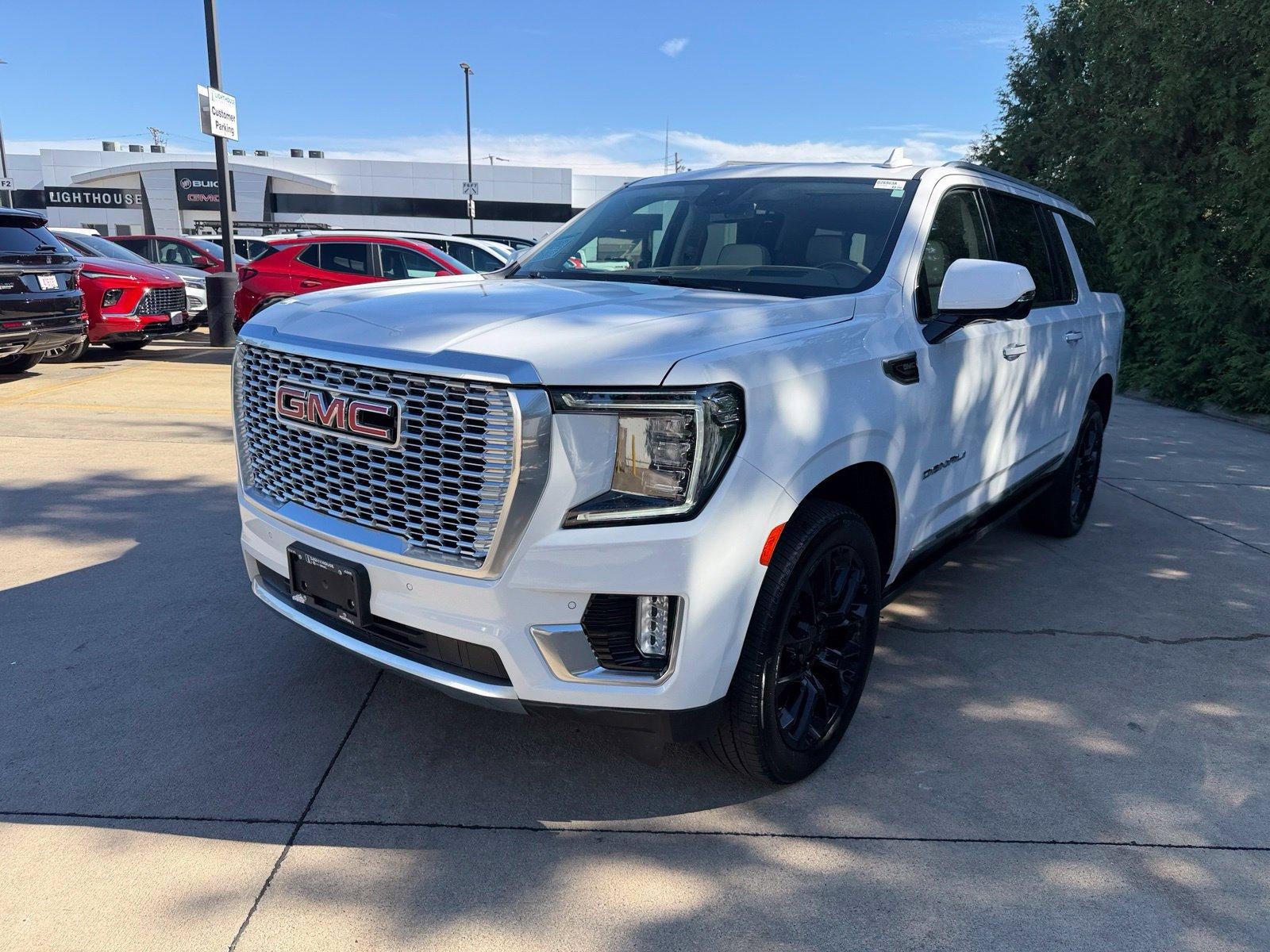2023 GMC Yukon XL Denali