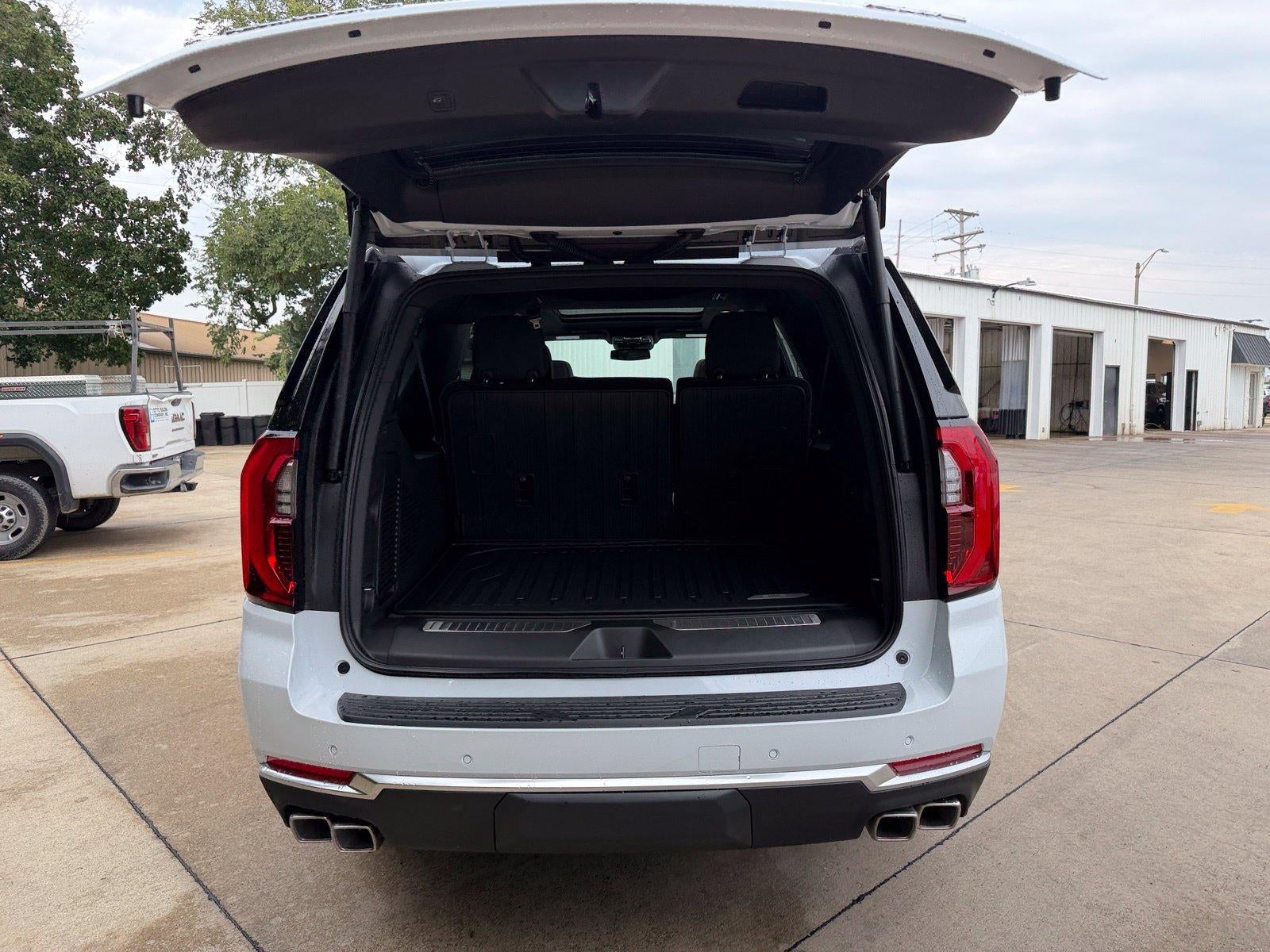 2027 GMC Yukon XL Denali