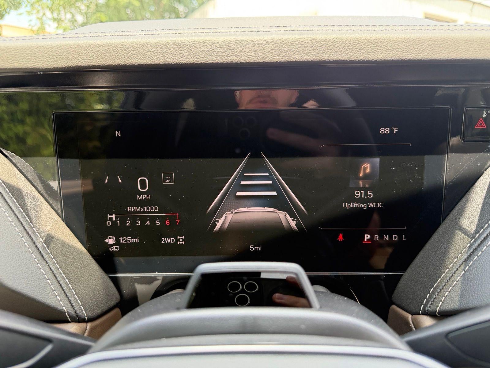 2026 GMC Yukon XL Denali Ultimate - Photo 17