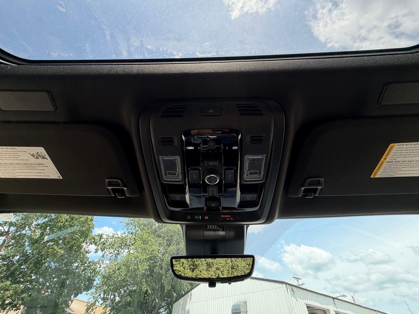 2026 GMC Yukon XL Denali Ultimate - Photo 24