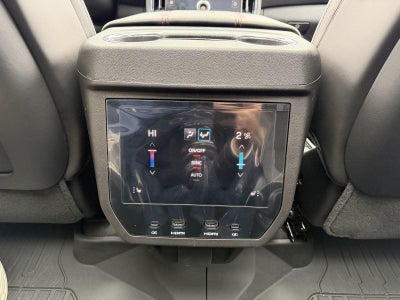 2025 GMC Yukon AT4 Ultimate