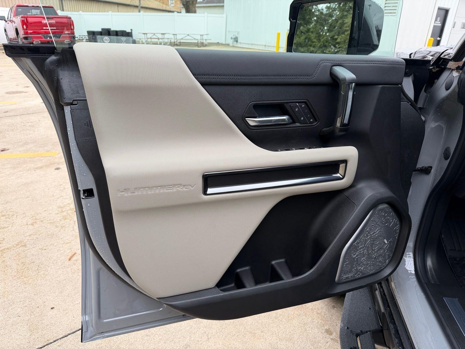 2026 GMC HUMMER EV SUV 2X