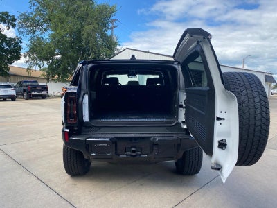 2026 GMC HUMMER EV SUV 2X