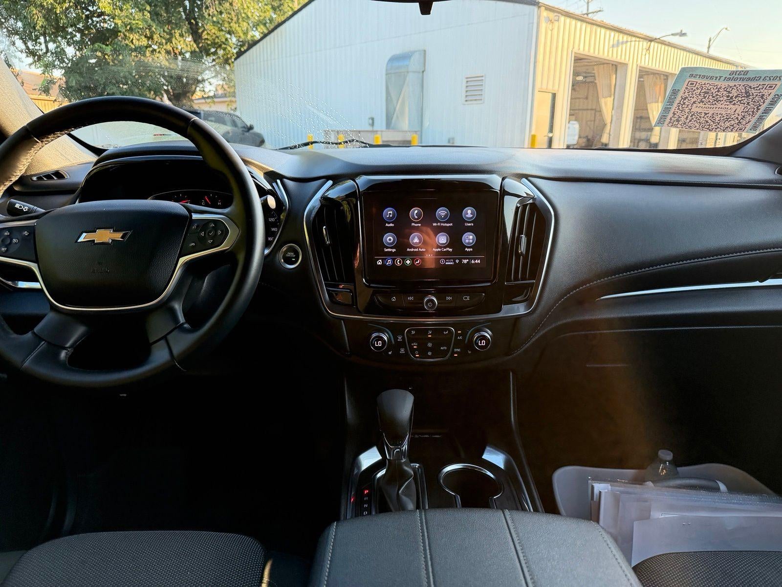 2023 Chevrolet Traverse LT