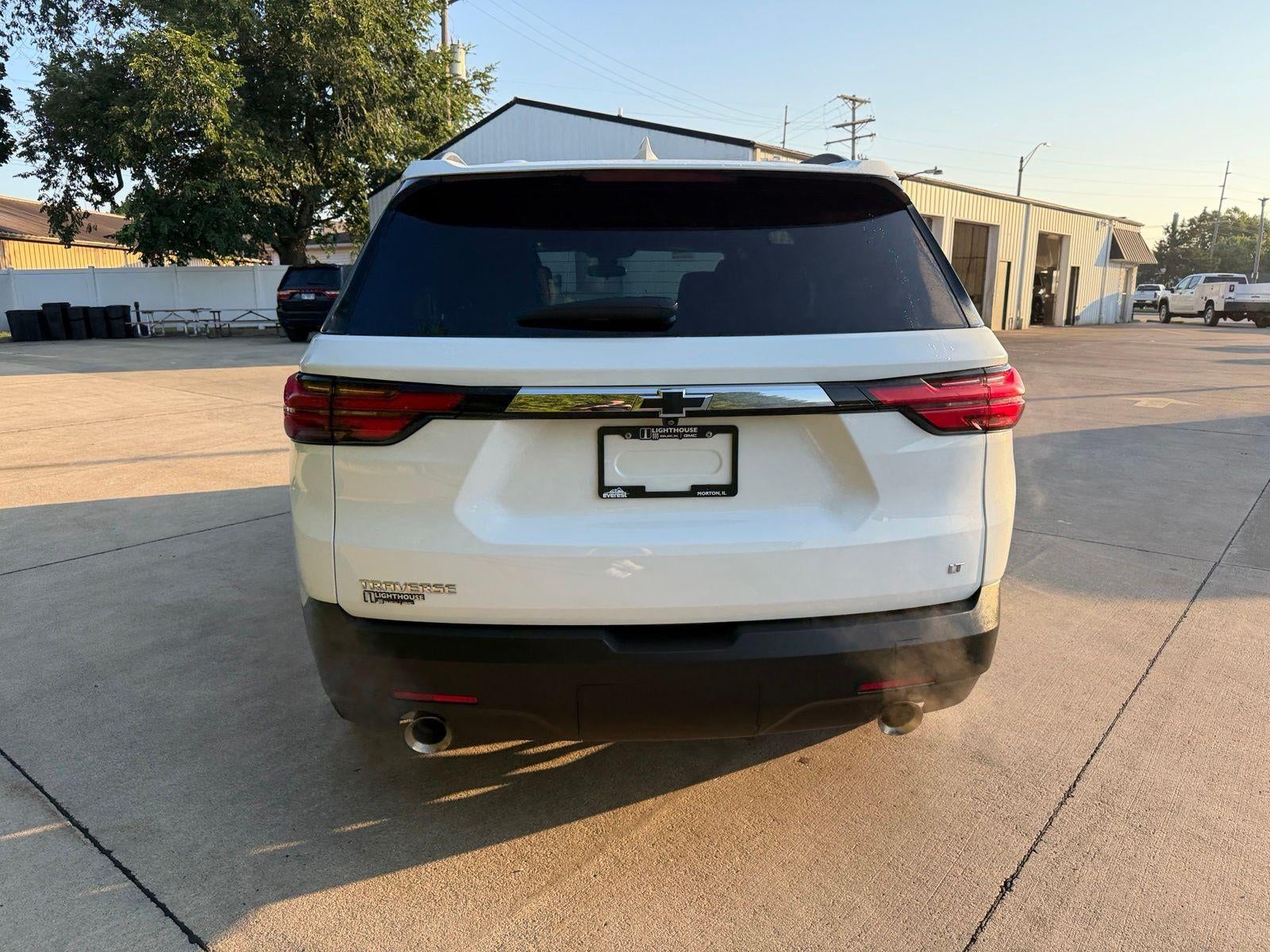 2023 Chevrolet Traverse LT