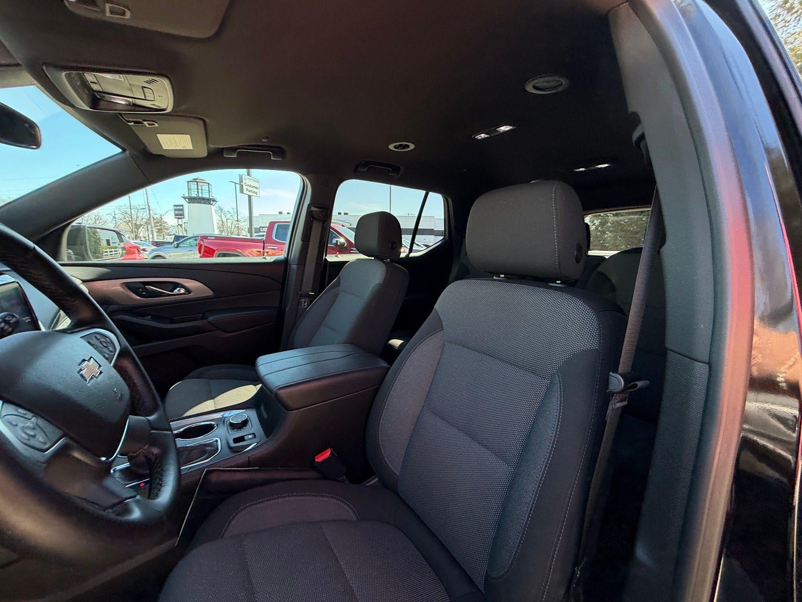 2023 Chevrolet Traverse LT