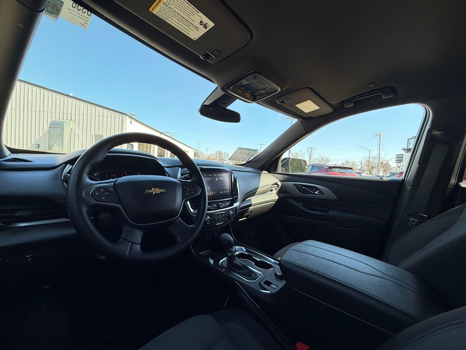 2023 Chevrolet Traverse LT
