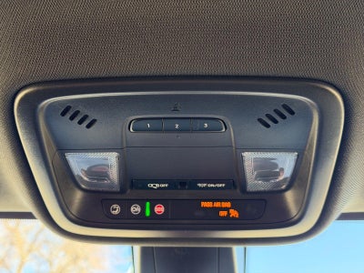 2023 Chevrolet Traverse LT