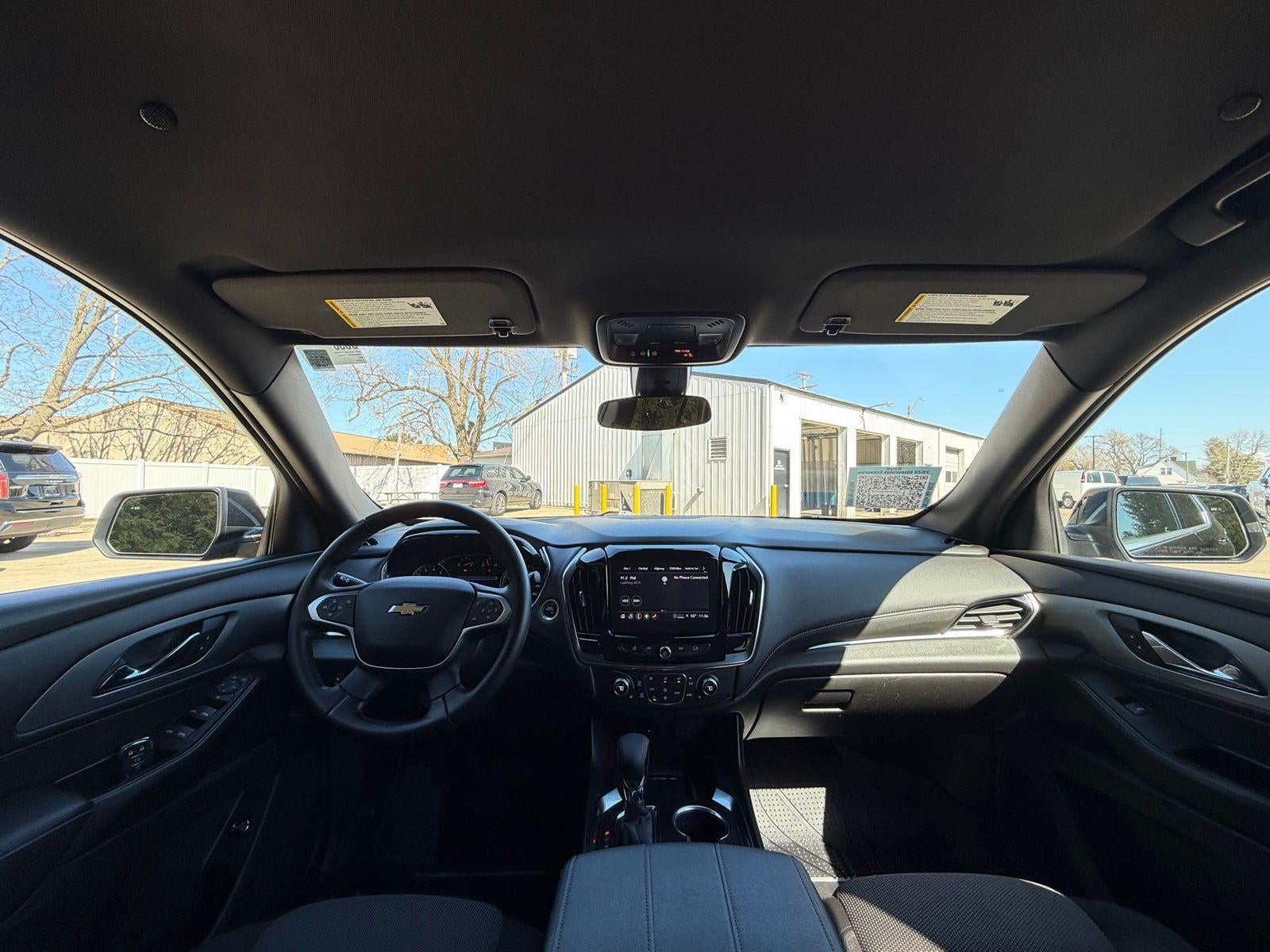 2023 Chevrolet Traverse LT