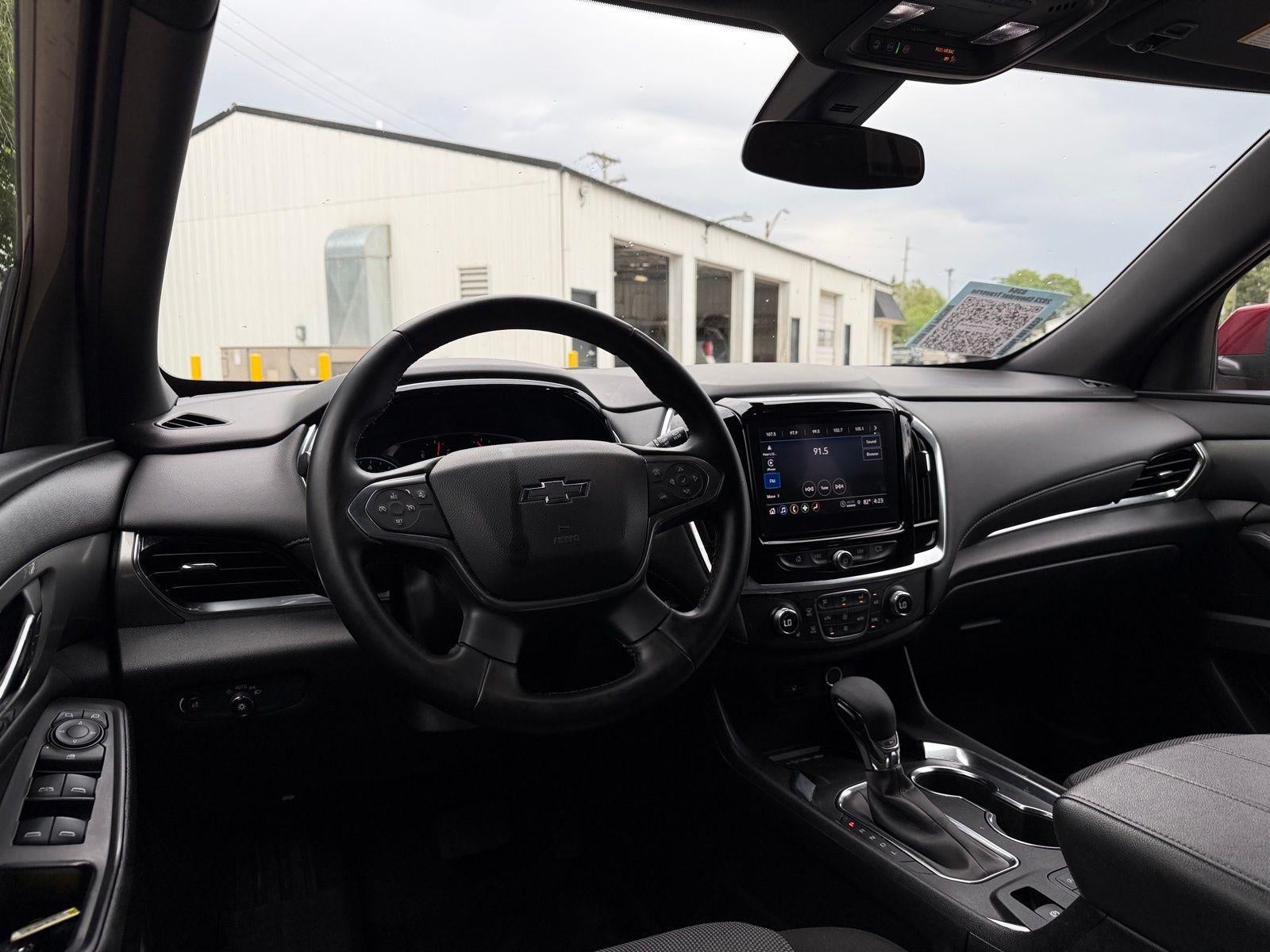 2023 Chevrolet Traverse LT