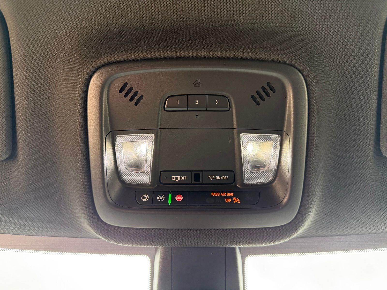 2023 Chevrolet Traverse LT