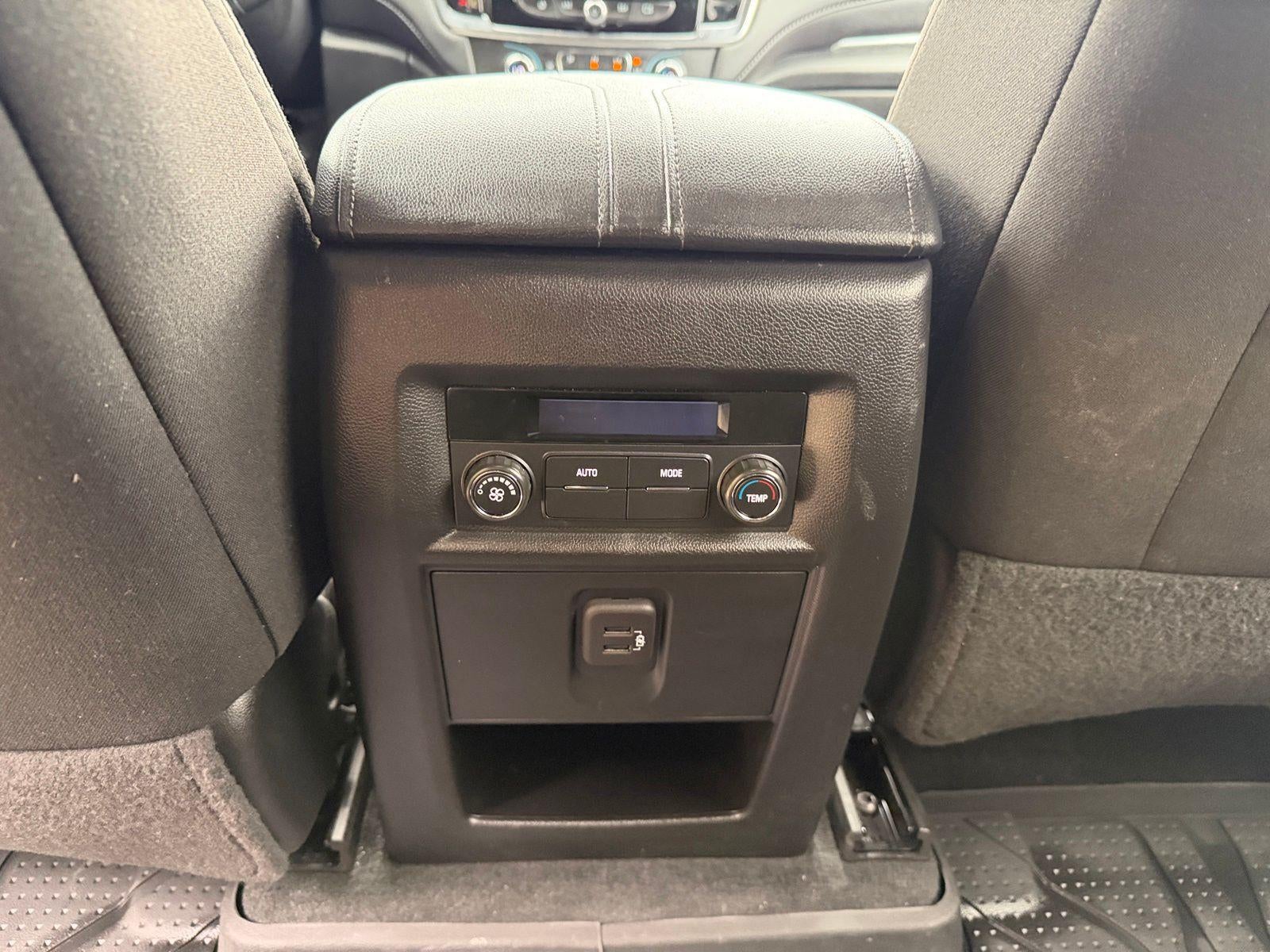 2023 Chevrolet Traverse LT