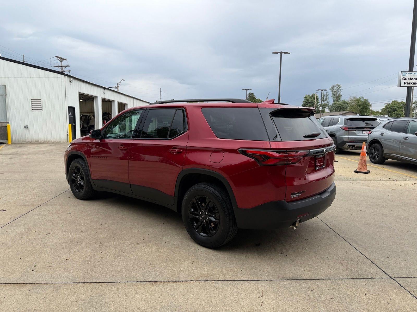 2023 Chevrolet Traverse LT