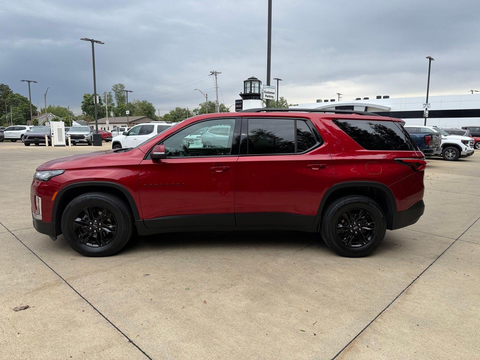 2023 Chevrolet Traverse LT