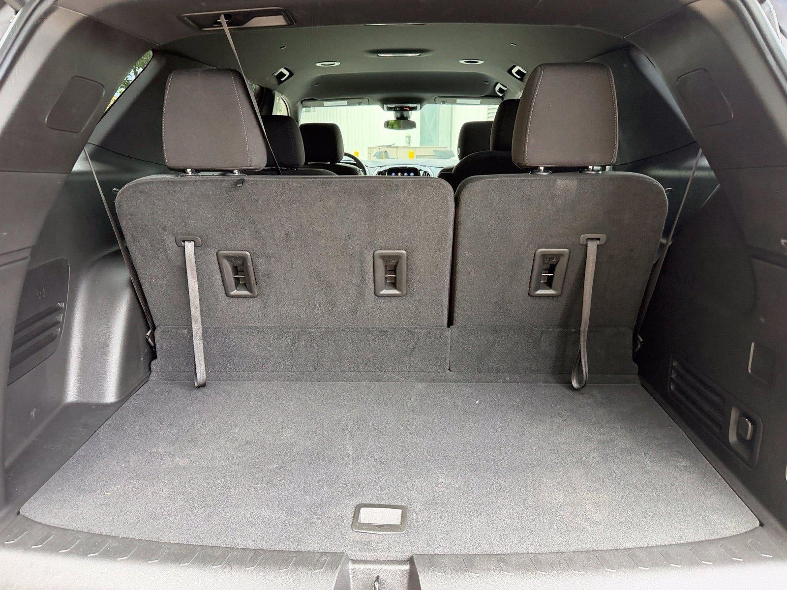 2023 Chevrolet Traverse LT