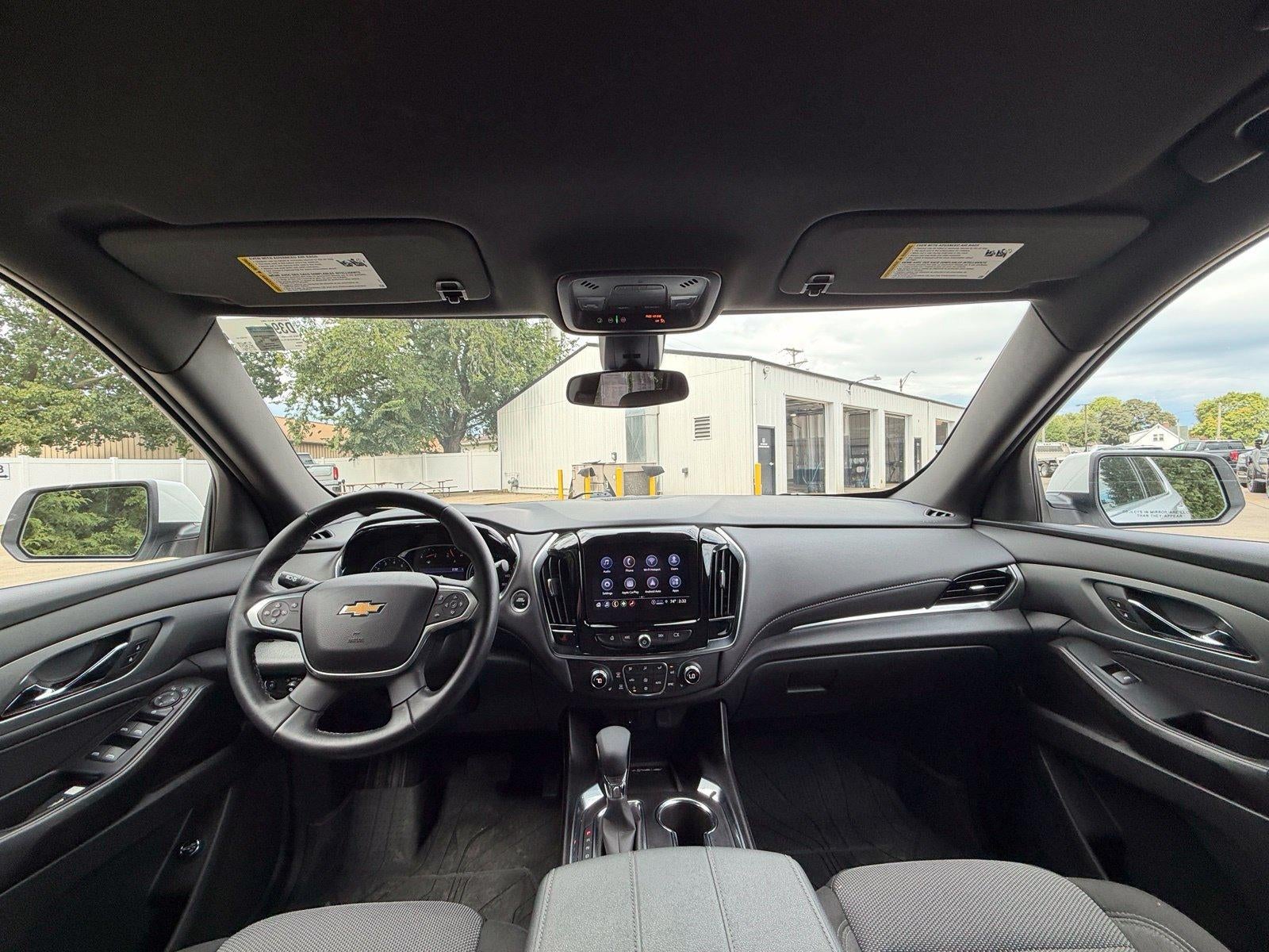 2023 Chevrolet Traverse LT