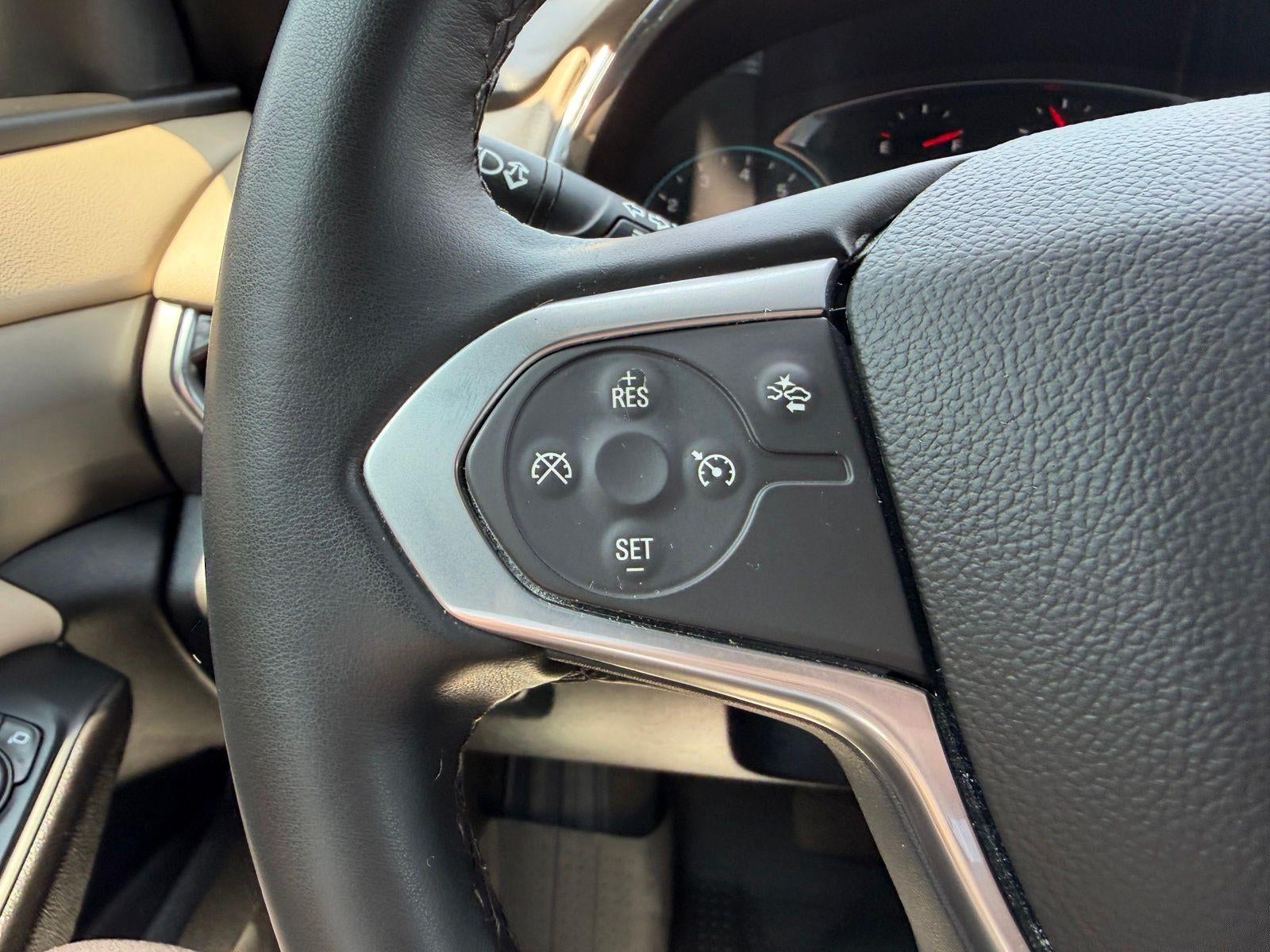2023 Chevrolet Traverse LT