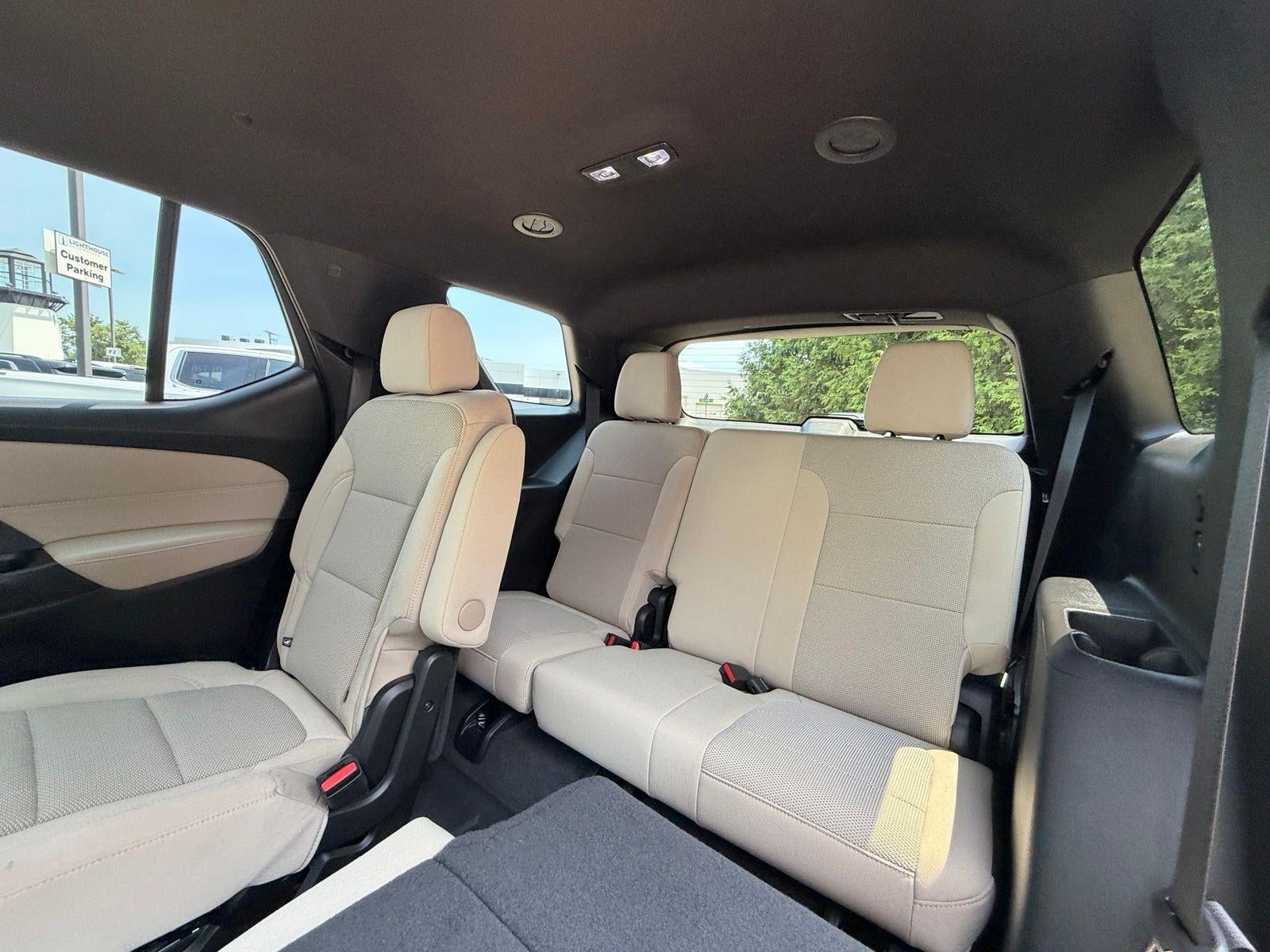 2023 Chevrolet Traverse LT