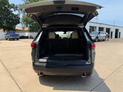 2023 Chevrolet Traverse LT