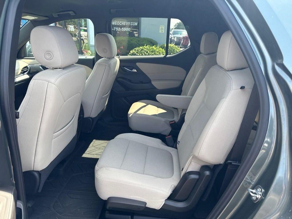 2023 Chevrolet Traverse LT