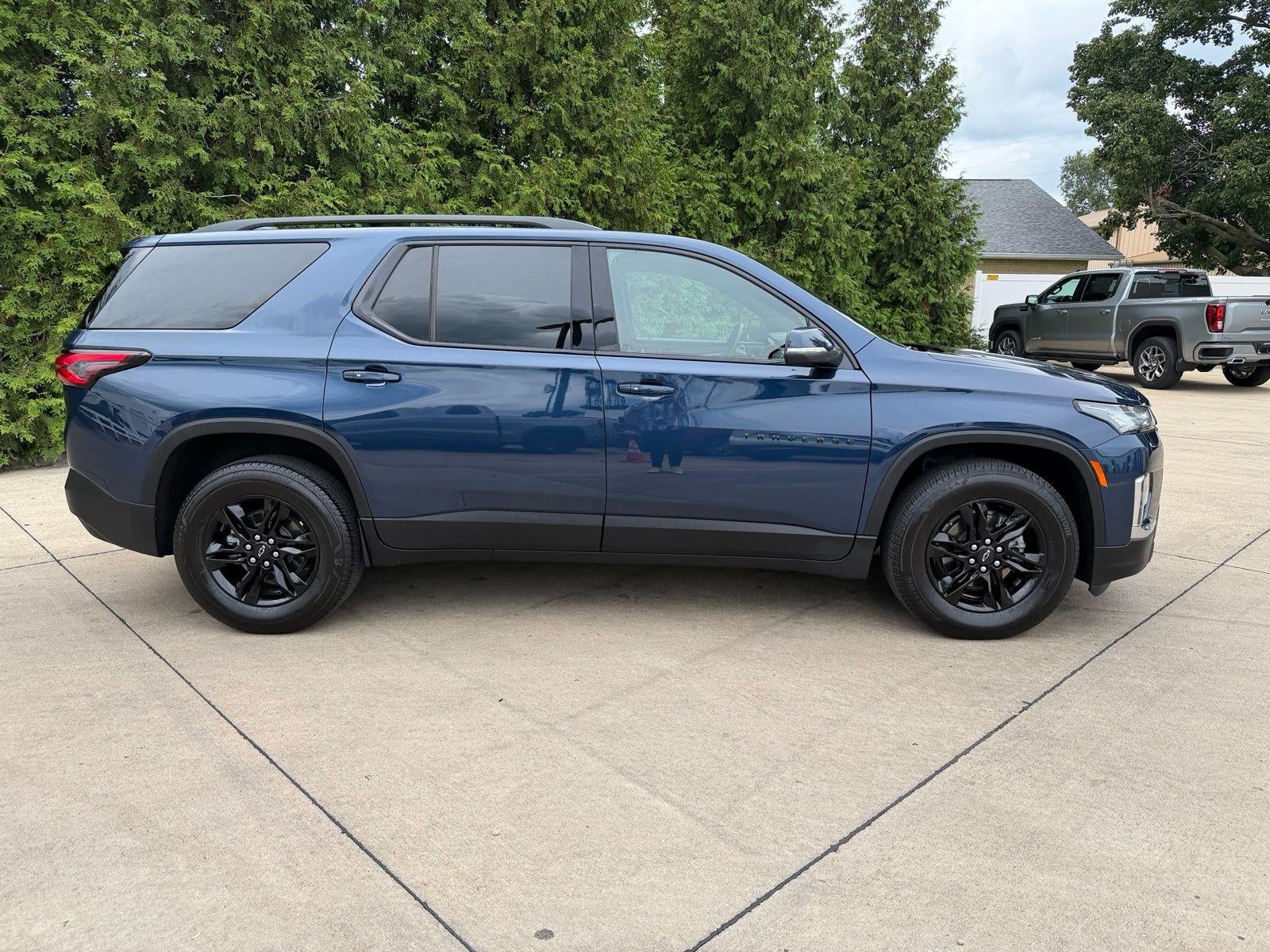 2023 Chevrolet Traverse LT