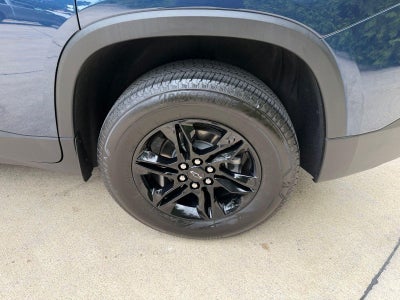 2023 Chevrolet Traverse LT