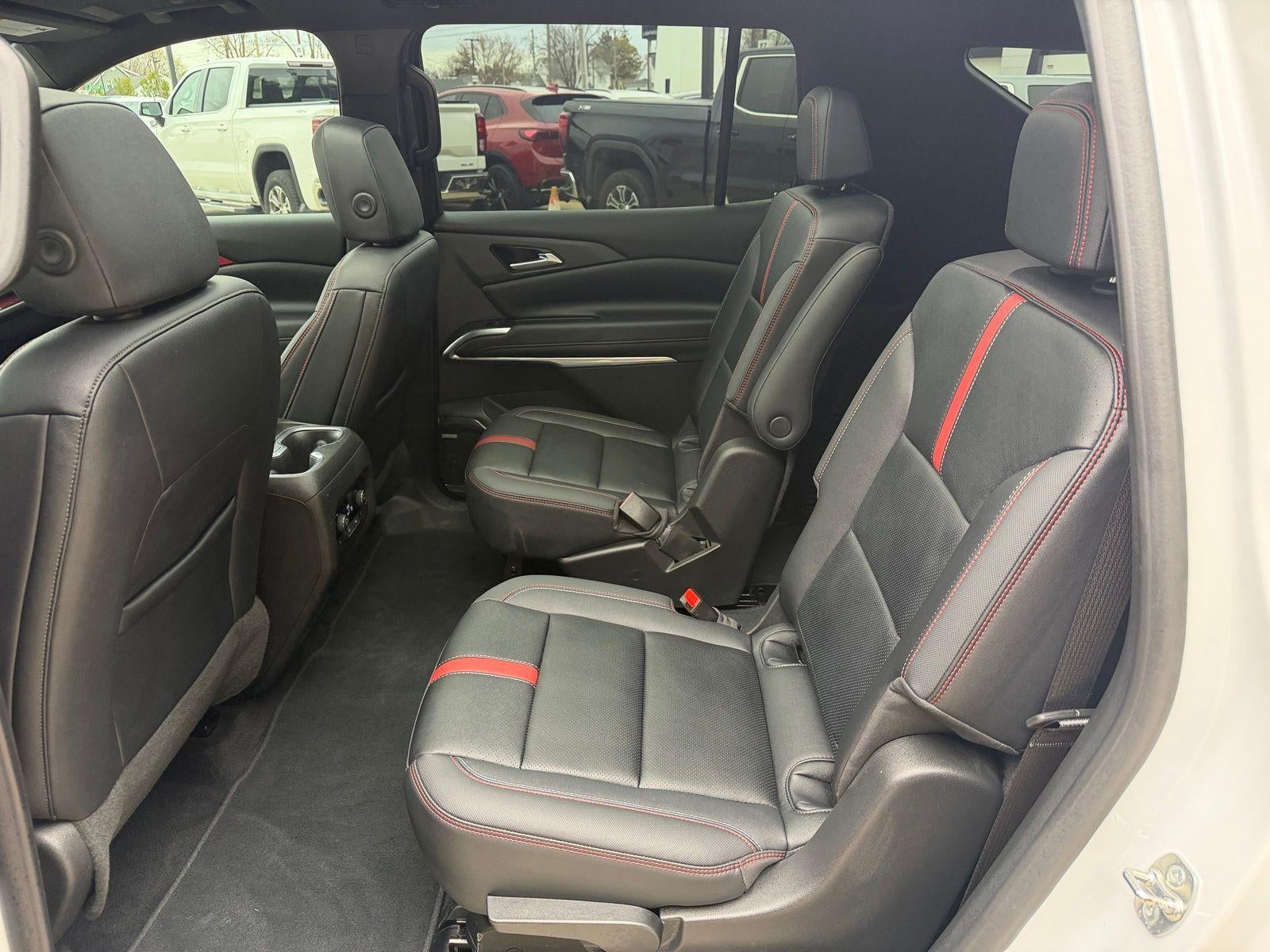 2024 Chevrolet Traverse RS