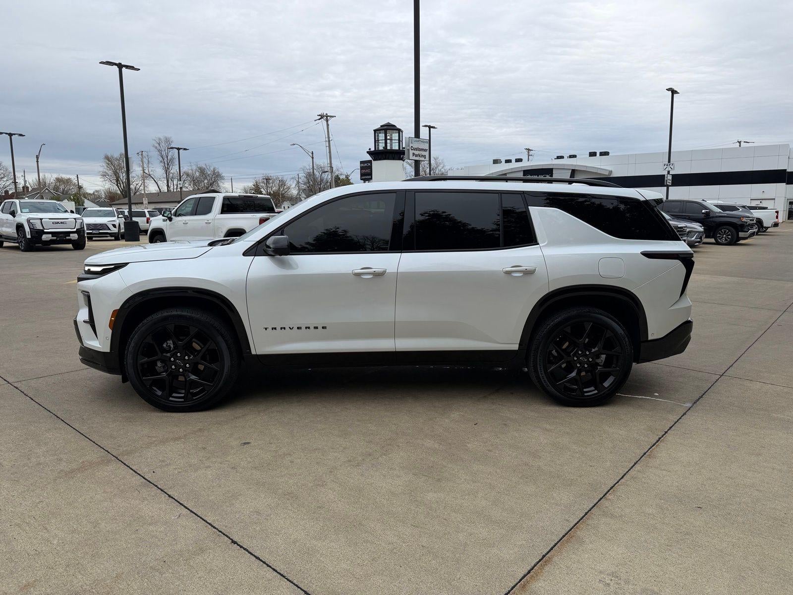2024 Chevrolet Traverse RS