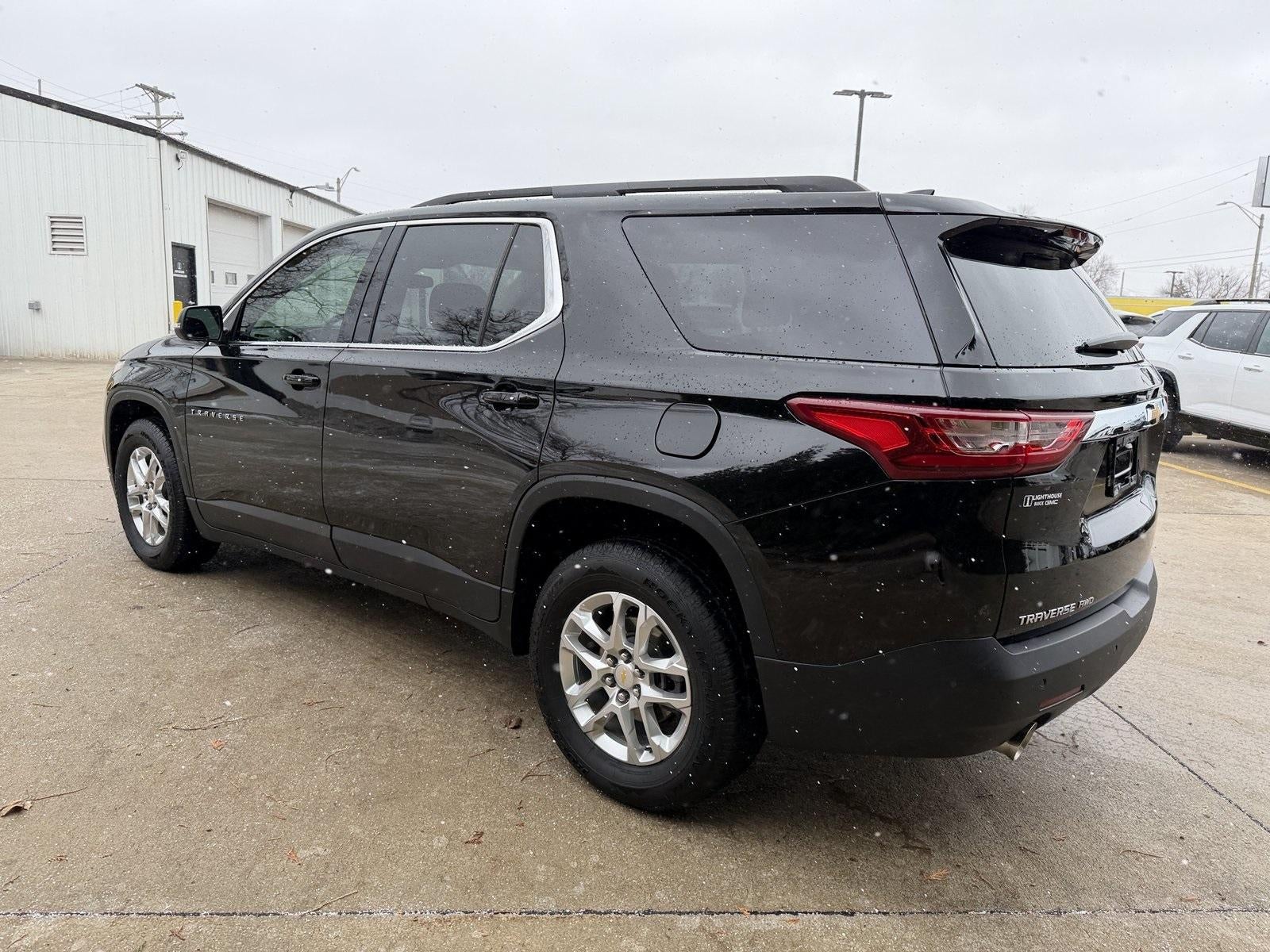 2021 Chevrolet Traverse LT