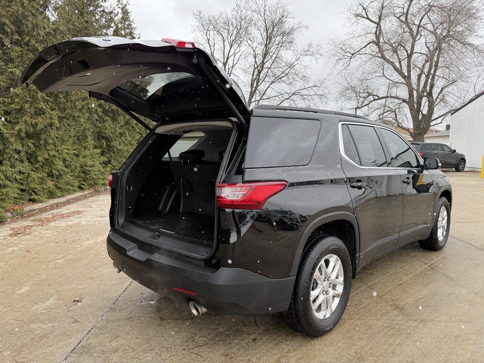 2021 Chevrolet Traverse LT