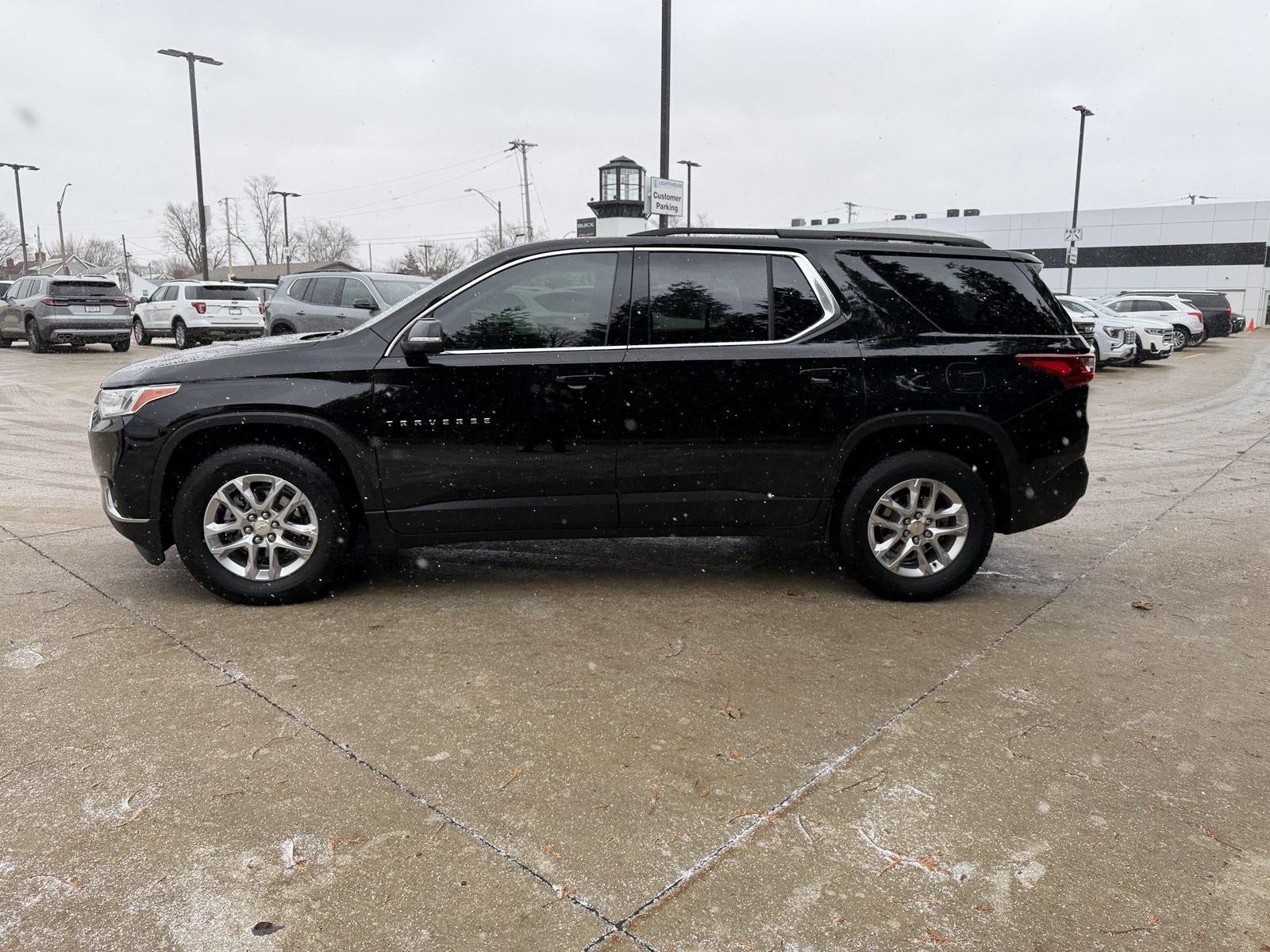 2021 Chevrolet Traverse LT