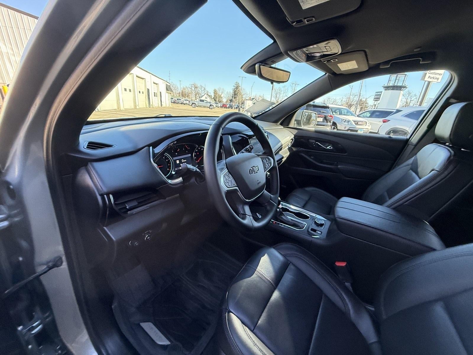 2023 Chevrolet Traverse RS