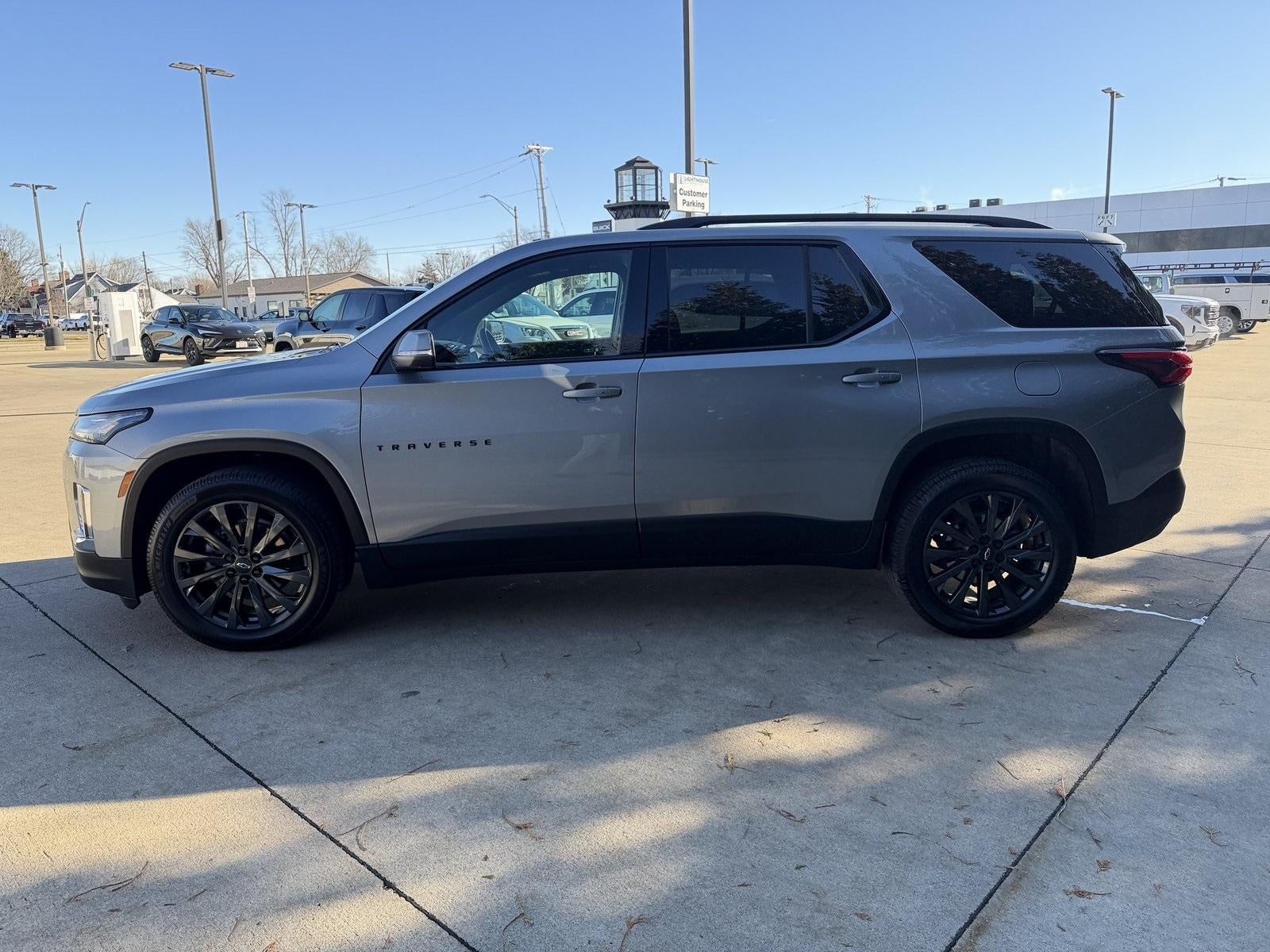 2023 Chevrolet Traverse RS