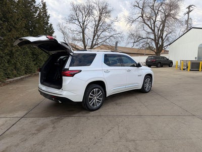 2022 Chevrolet Traverse High Country