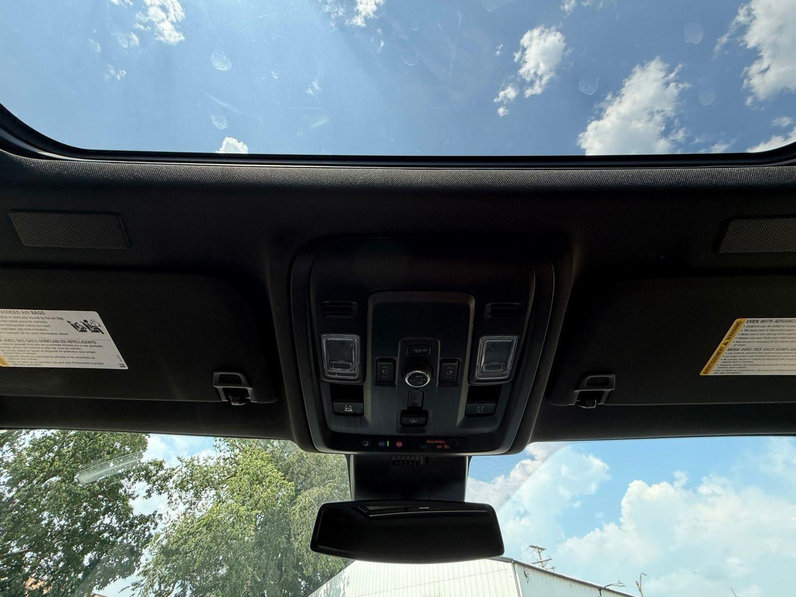 2025 Chevrolet Suburban RST