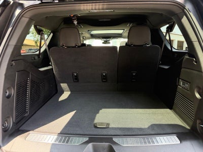 2025 Chevrolet Suburban RST