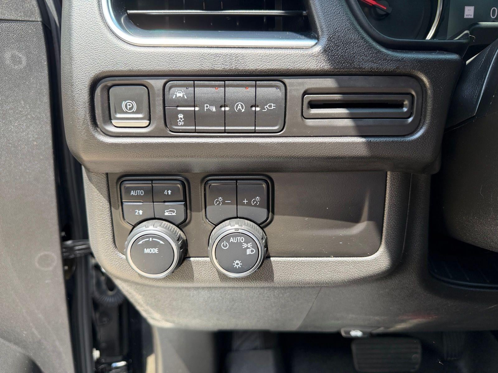 2021 Chevrolet Suburban RST