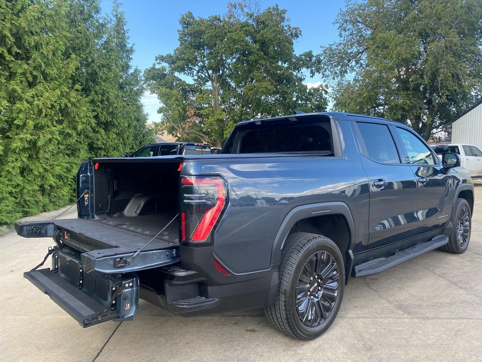 2026 GMC Sierra EV Extended Range Elevation