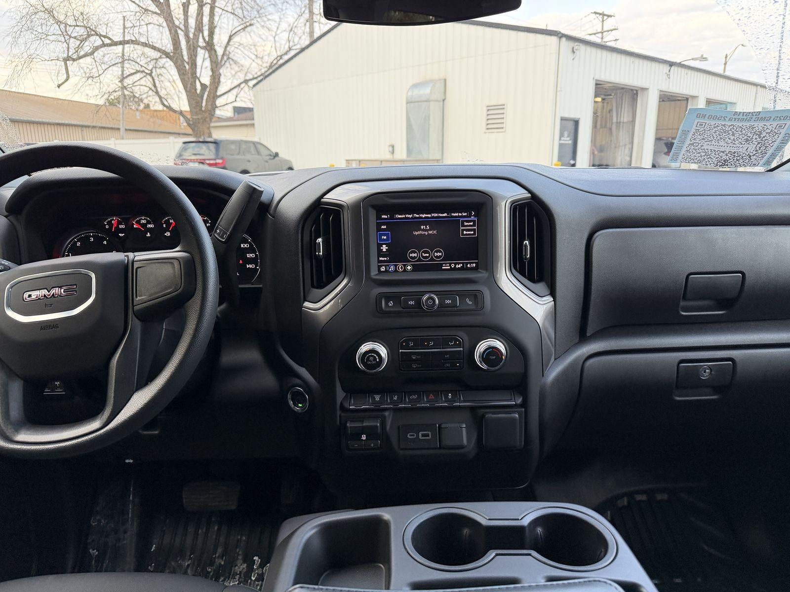 2025 GMC Sierra 2500 HD Pro